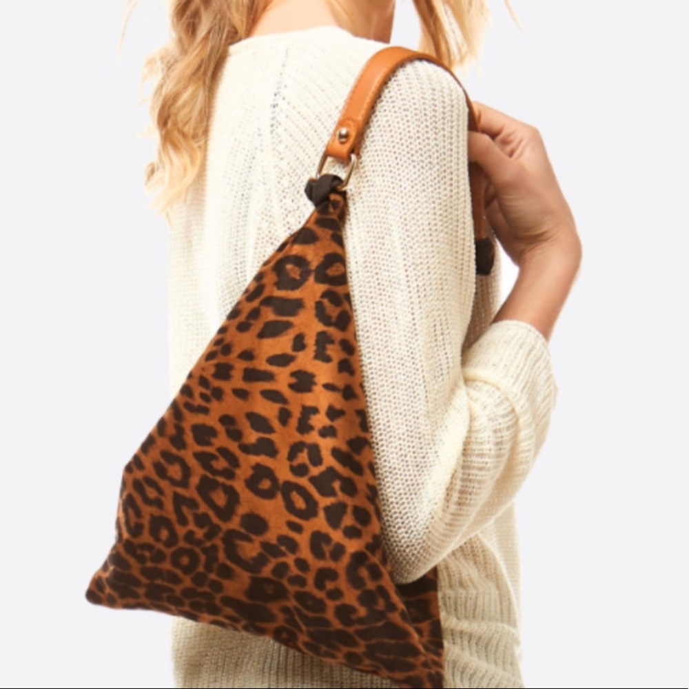 Top handle leopard tote